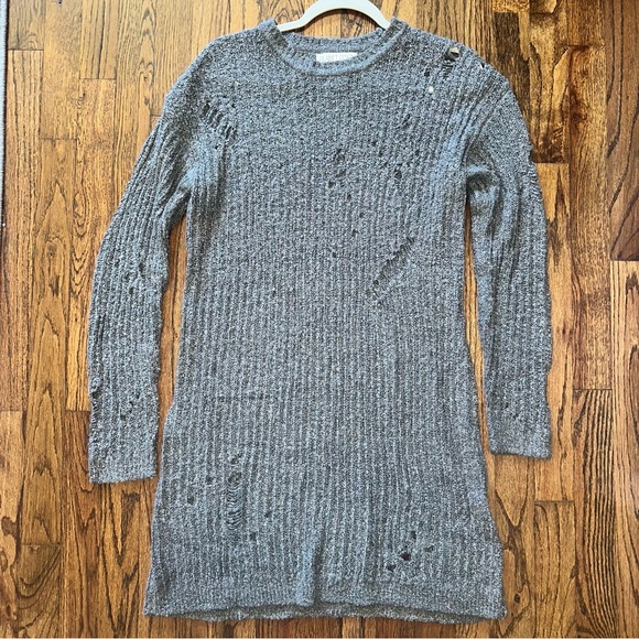 🦋 Women’s Planet Gold Ripped Pullover Sweater Large Grey L - Picture 10 of 10